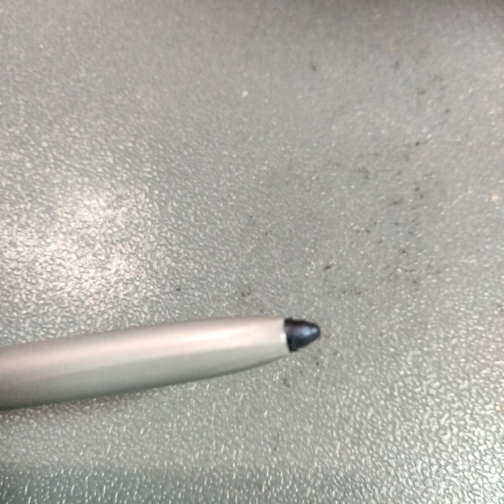 CLINIQUE Quickliner for Eyes - 2 intense black 01 + 1 intense chocolate 03 - Picture 4 of 6